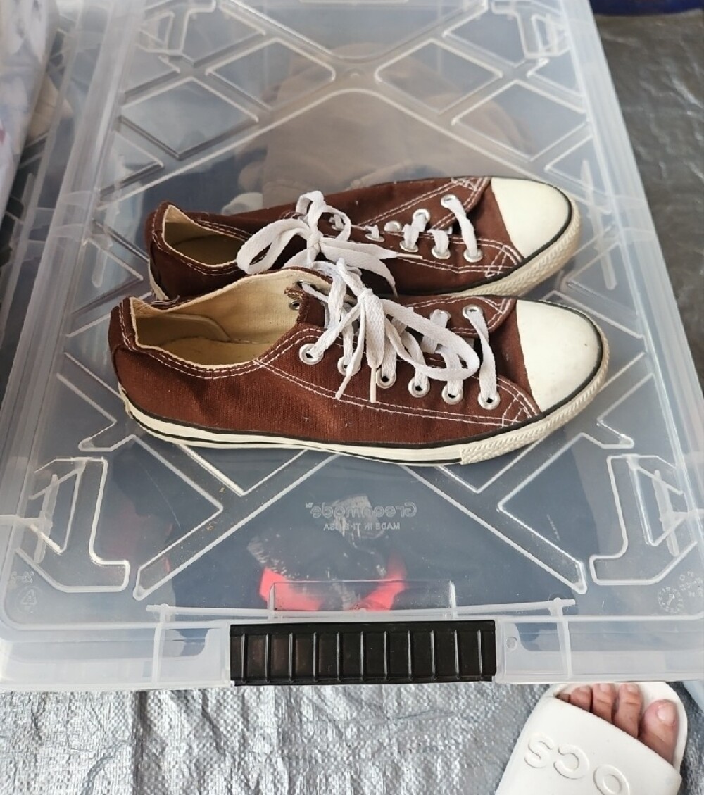 Converse Brown Canvas Men's 6/Women's 8 Sneakers (13) - Picture 2 of 5